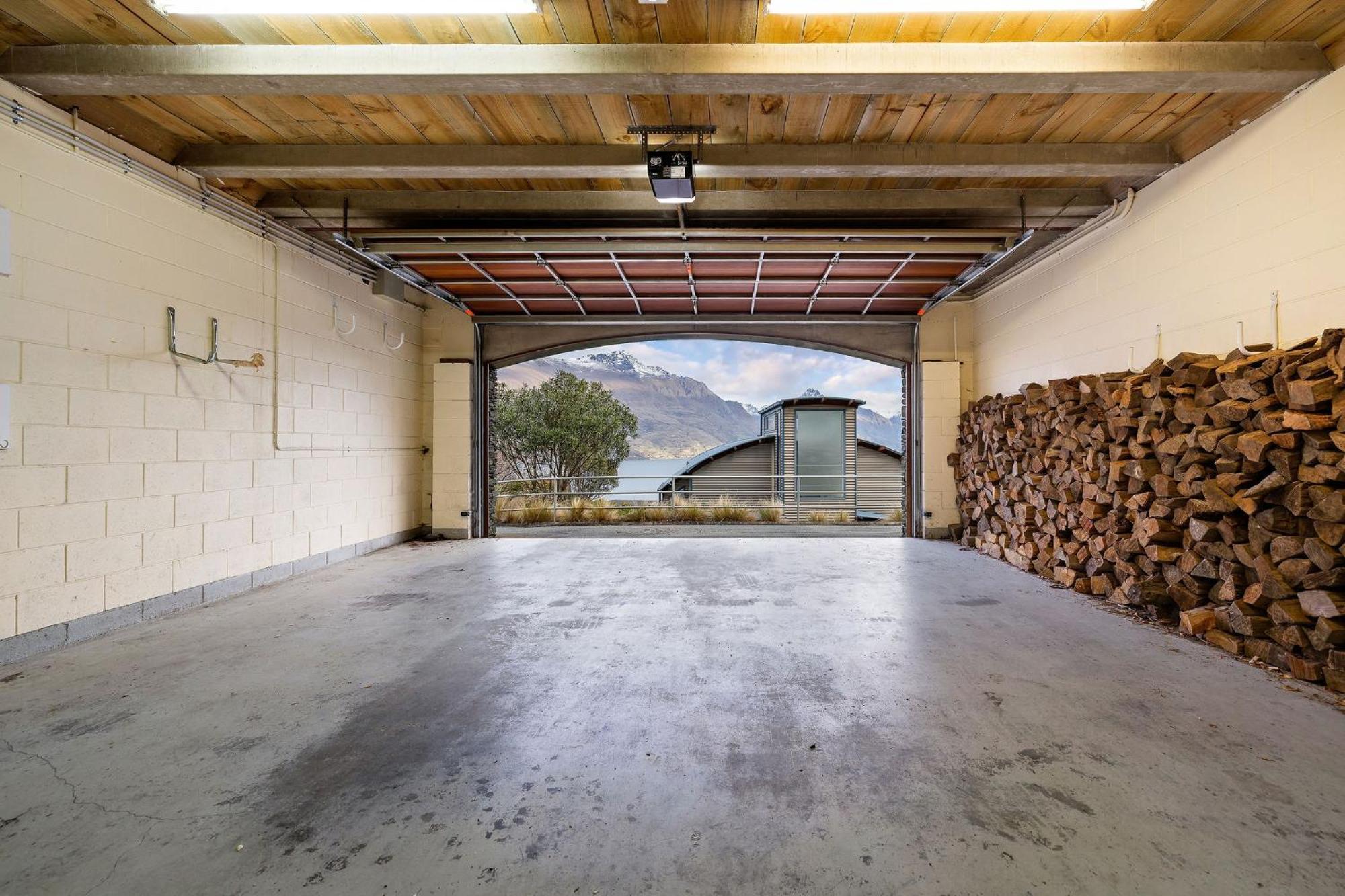 Ferienhaus Belfast Retreat - Views And Pool Queenstown