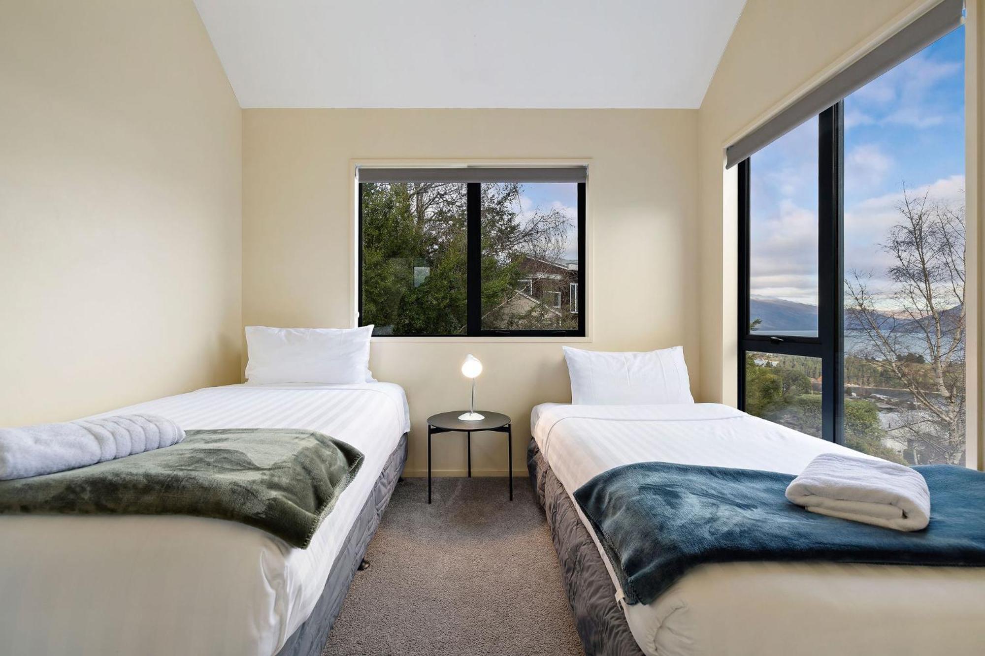 Ferienhaus Belfast Retreat - Views And Pool Queenstown